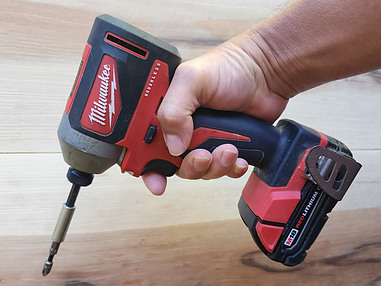 1/4" Impact Driver with extended Philip bit